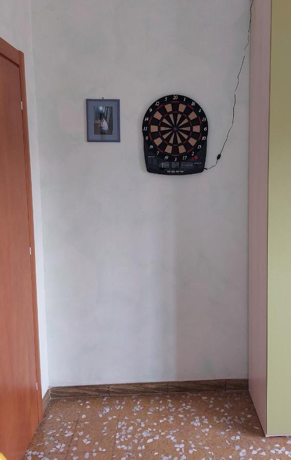 Asti Lovely Apartment Esterno foto