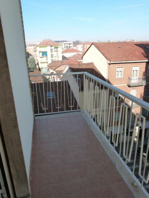 Asti Lovely Apartment Esterno foto