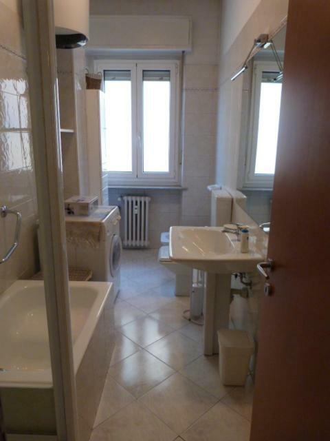 Asti Lovely Apartment Esterno foto