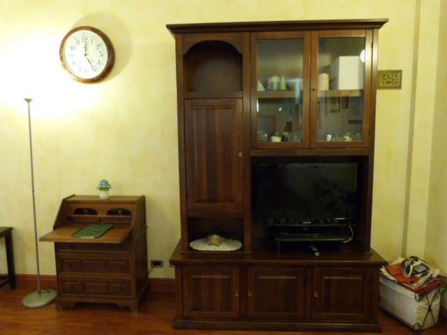 Asti Lovely Apartment Esterno foto